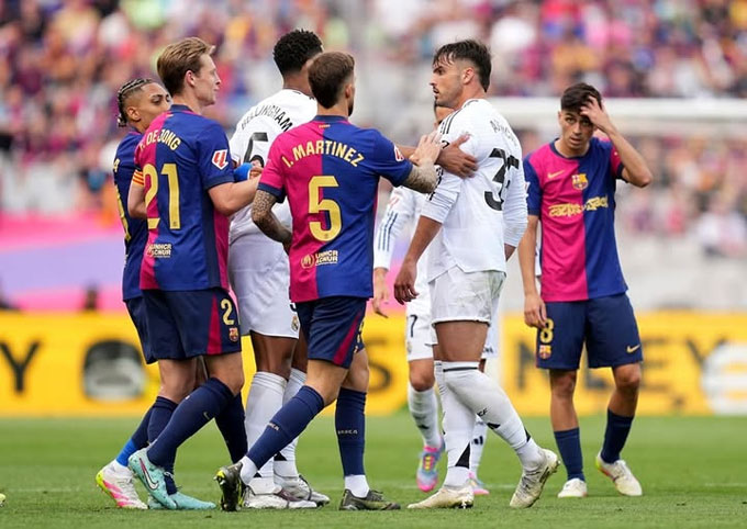 Barcelona trong mùa giải 2024/25